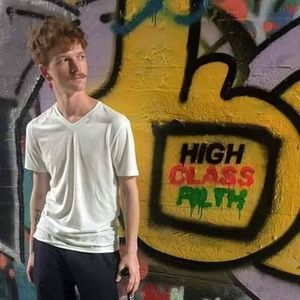 Meet your Posher, Nicholas